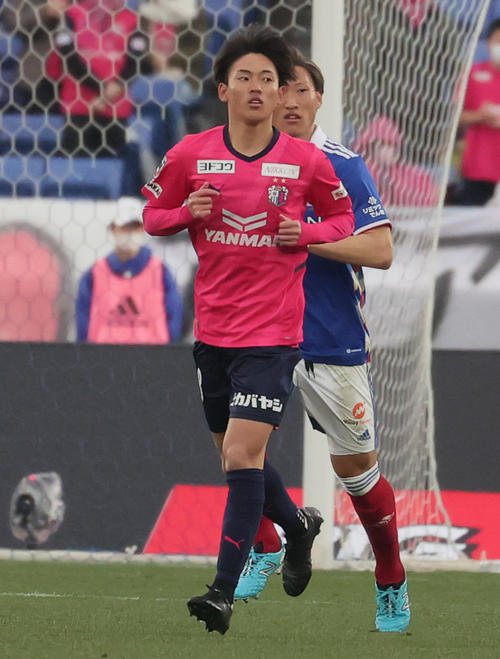 C大阪が高校2年生の北野颯太とプロ契約「すごくうれしい」各年代の