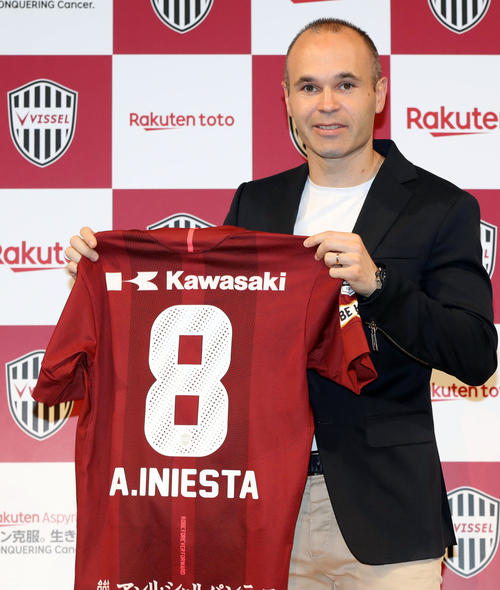 イニエスタ17年バルセロナと生涯契約 スペインリーグ優勝9度、欧州CL