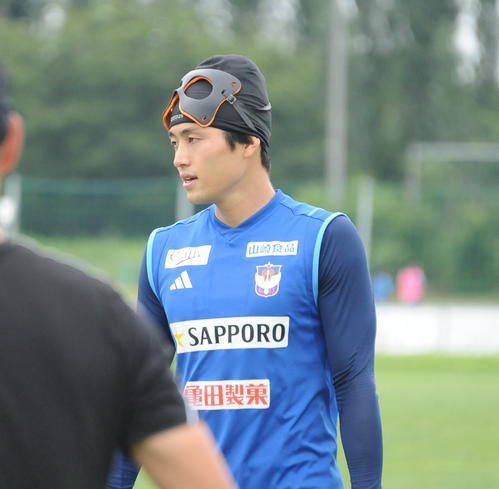 新潟】前日会見場から“消えた”!?「違うアルビを」MF宮本英治、試合でも