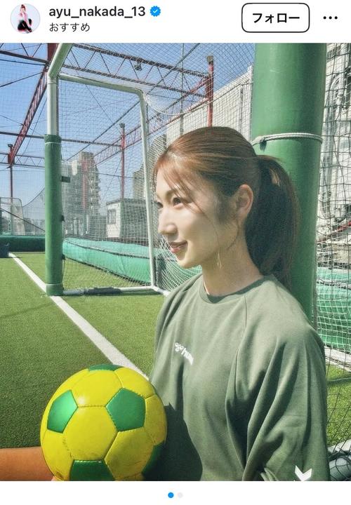 WEリーグ】仲田歩夢のポニテ＆短パンから小麦色の美脚スラリ「あまりに