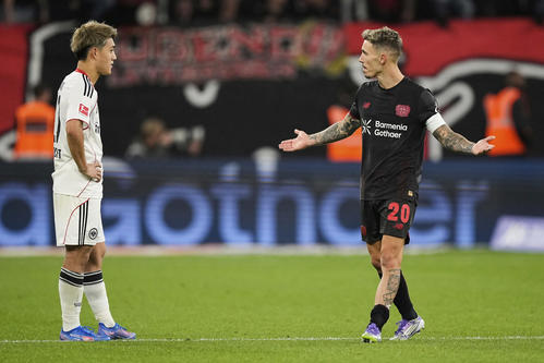 Eフランクフルト堂安律、CKから得点絡むもレーバークーゼンに1－3