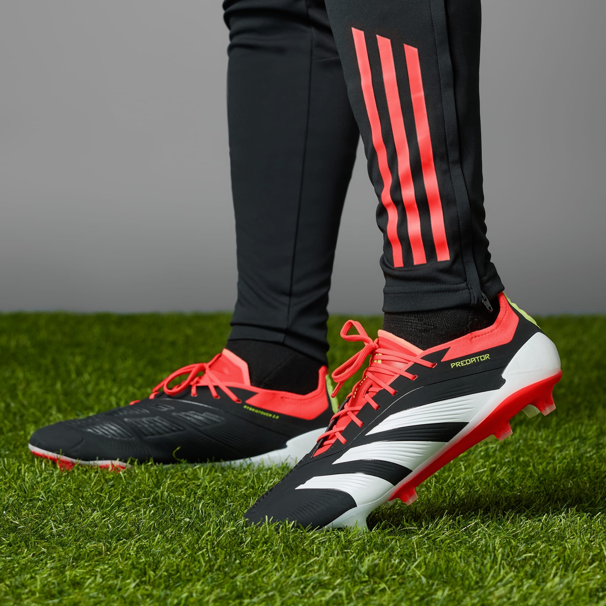 adidas PREDATOR ELITE L FirmGround Soccer Cleats