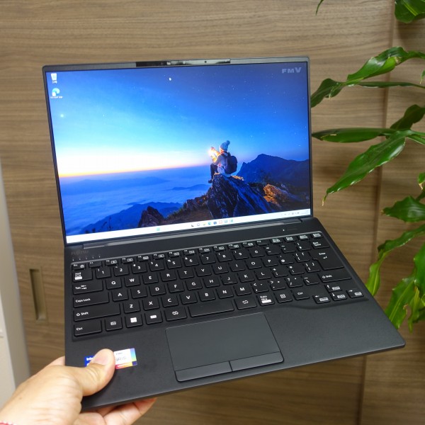 富士通LIFEBOOK WU-X/H1(UH-X/H1)実機レビュー/富士通FMVパソコン比較