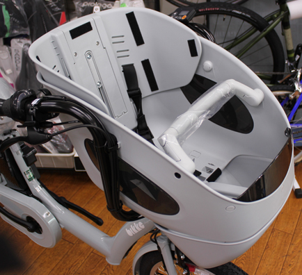 ブリヂストンの子乗せ電動自転車ビッケ ポーラーeが入荷いたしました。