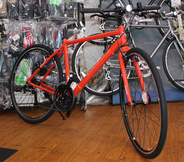 ブリヂストンのクロスバイクCYLVA F24が入荷いたしました。