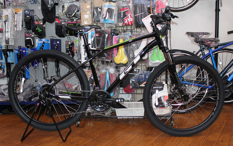 GTのマウンテンバイク「AGGRESSOR SPORT Microshift」