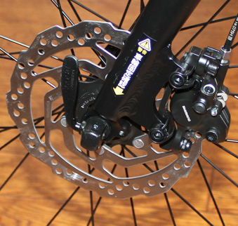 ANCHORのクロスバイクRL1油圧ディスクが入荷いたしました。