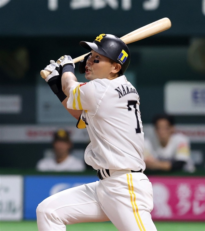 中村晃選手「恩返し」の一打 コロナ、故障…優勝へつないだ1年