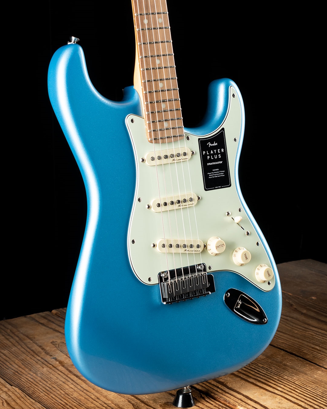 Fender Player Plus Stratocaster - Opal Spark