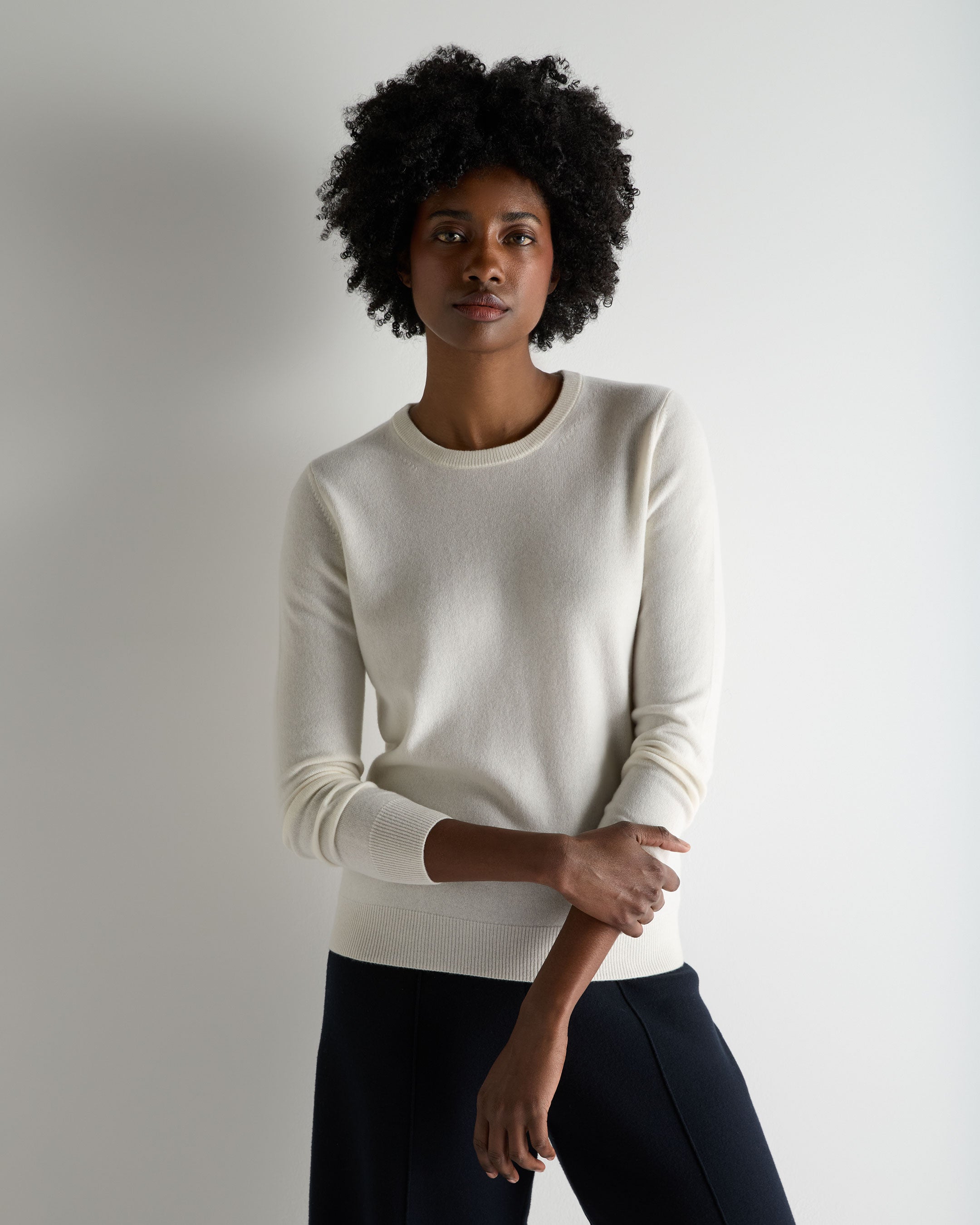 Women's Classic Round Neck Cashmere Jumper New Ivory White | N.Peal