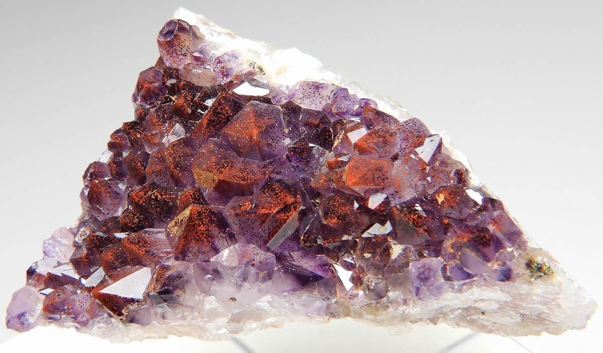 赤アメシスト 370 カナダ - 鉱物標本・隕石標本販売のWeb専門店 エヌズ