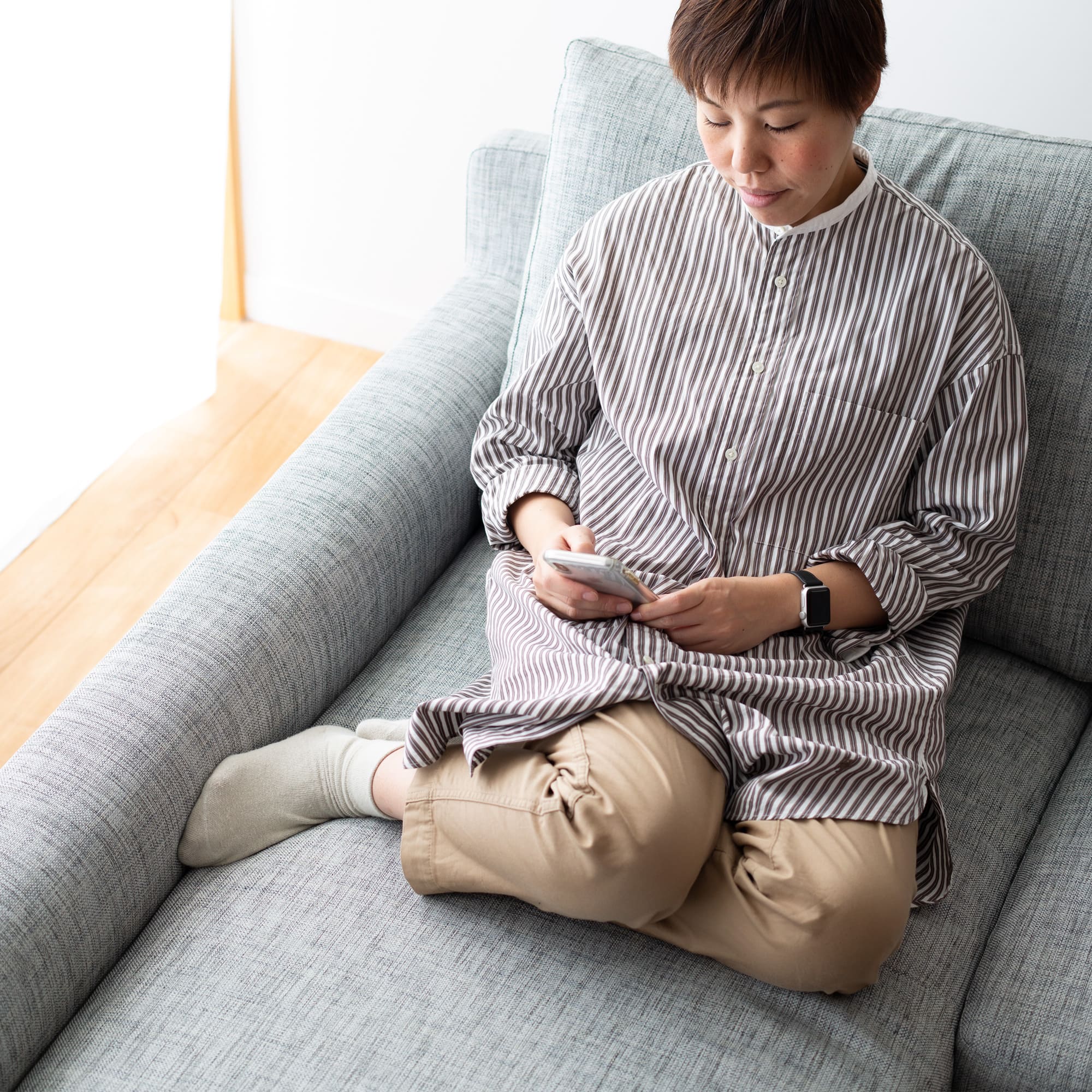 NewSugar Hi-Back Modern スモール3人掛けカウチソファセット」 製品