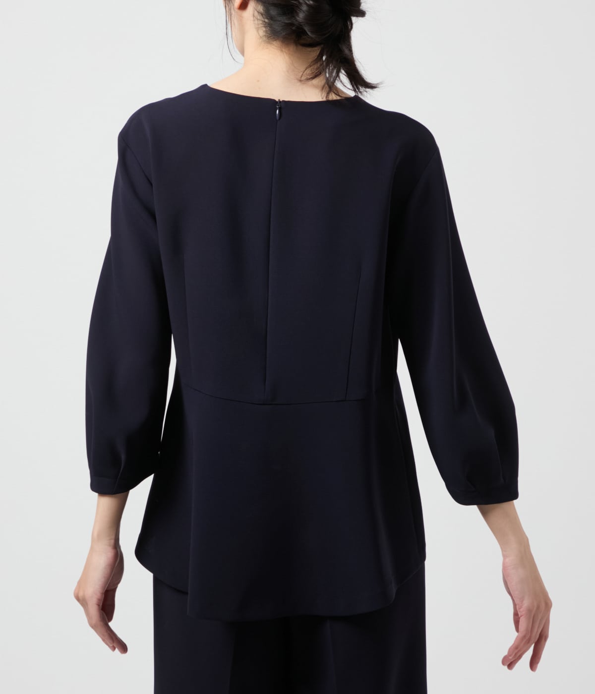 トリアセテートダブルクロス タックスリーブブラウス(71615001-2025