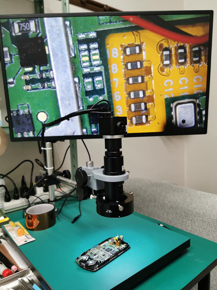 au TORQUE G02 水没復旧修理 - 東京・大阪・滋賀のスマートフォン修理