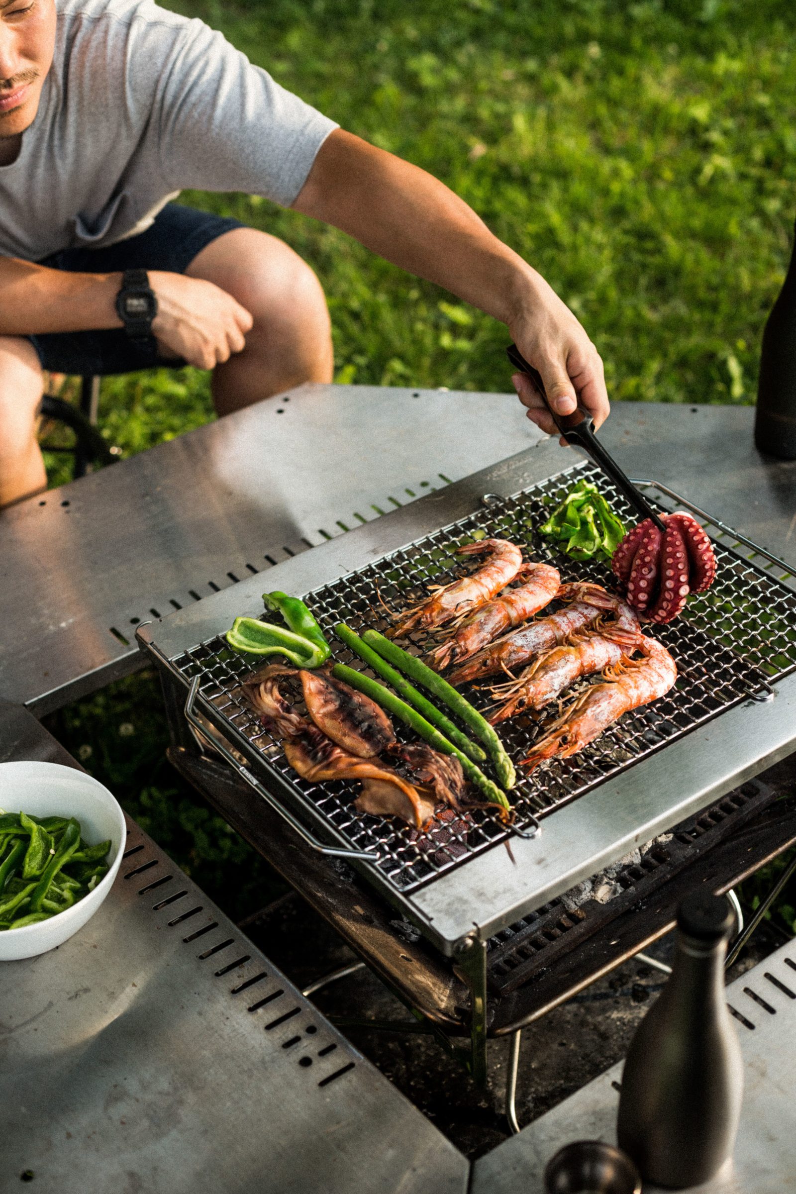 焚火を真ん中に楽しむ、秋のキャンプスタイル。 ｜ THE SNOW PEAK WAY