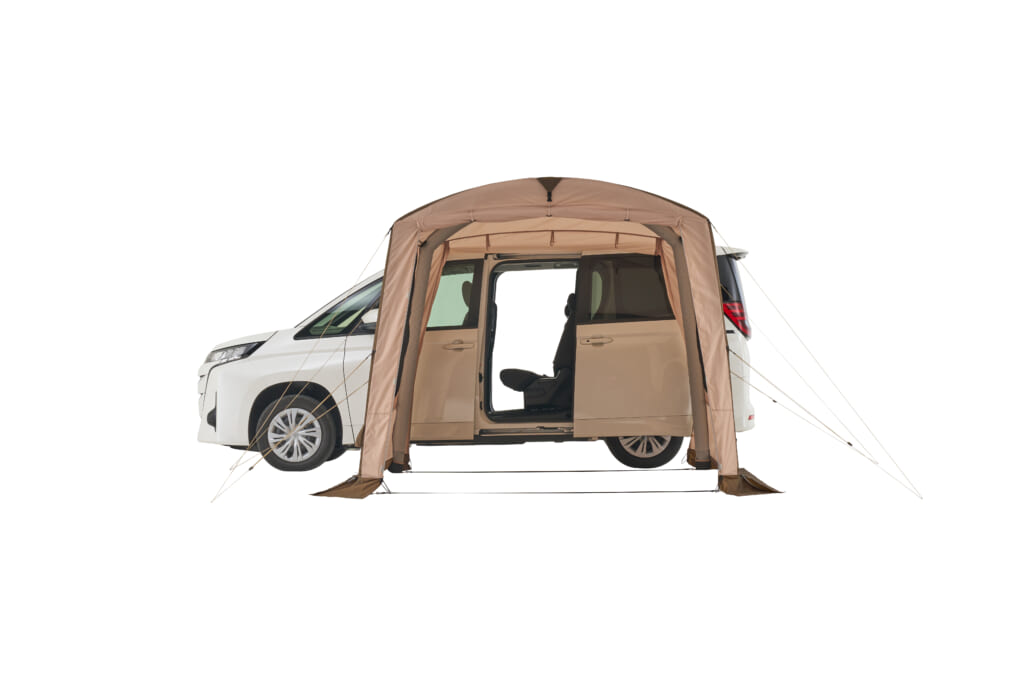 組み立てはたったの70秒！ クルマと連結すれば車中泊が快適空間に