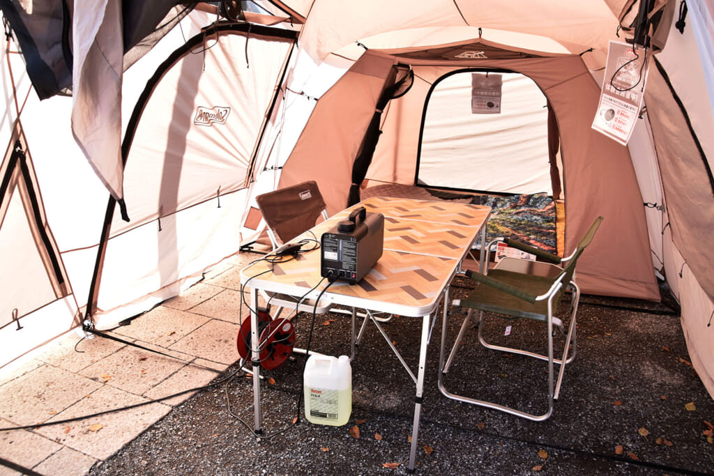 コールマンの新作テントに注目！ 新機軸のファンベンチレーション搭載