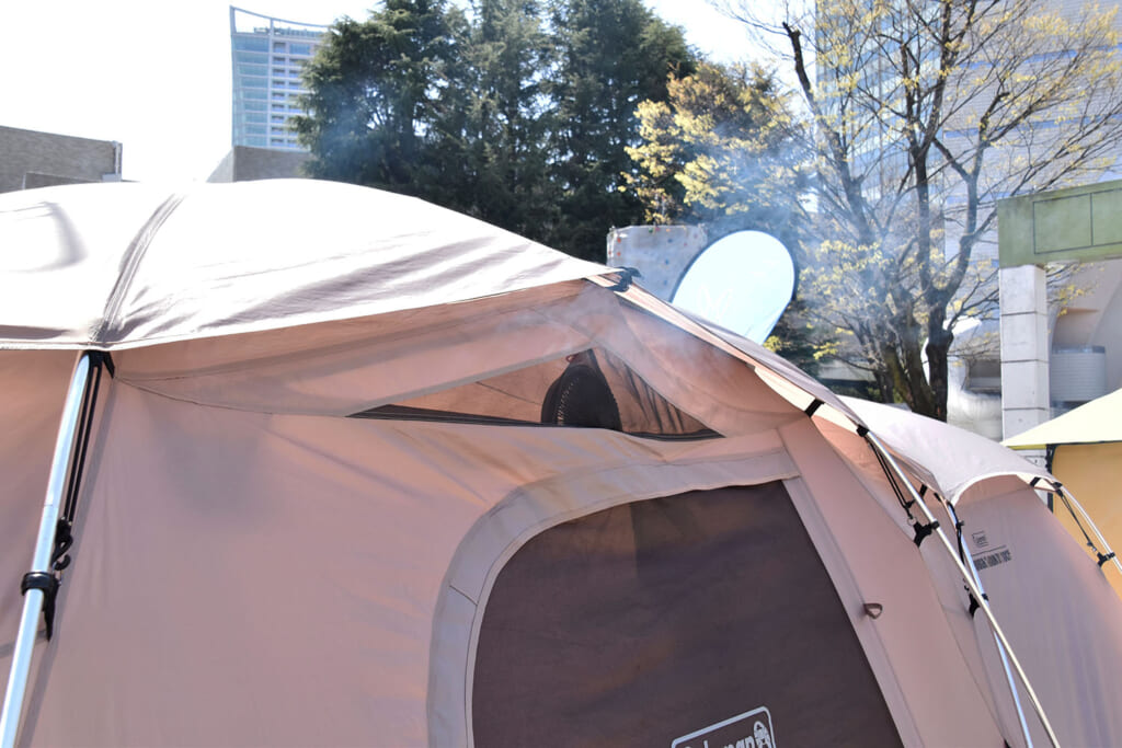 コールマンの新作テントに注目！ 新機軸のファンベンチレーション搭載