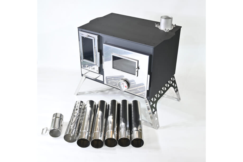 独自の二次燃焼システム採用！ ストーブとオーブンが一体の薪ストーブ