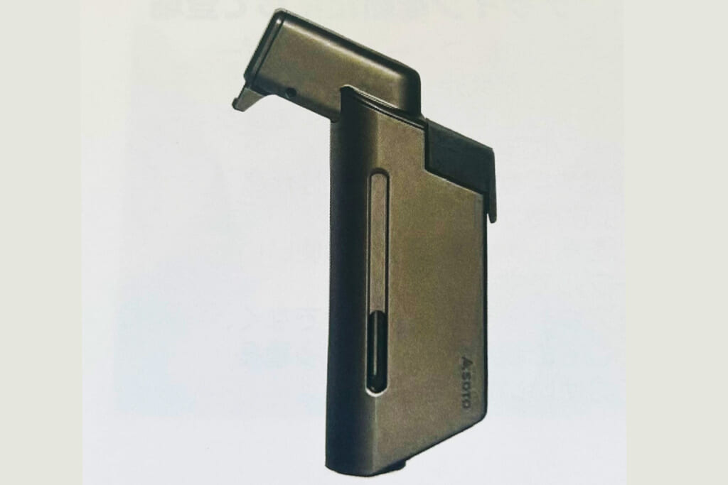 闇夜で光るトーチ」に「竹製天板テーブル」 SOTOの2025年最新モデルが