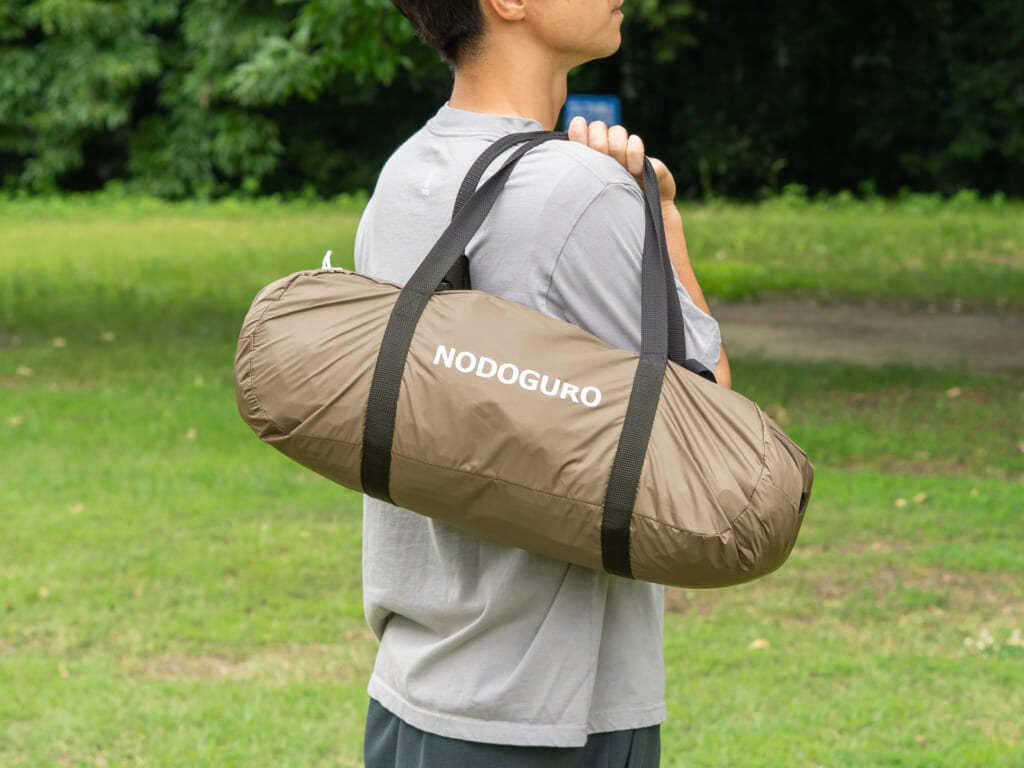 フルクローズ仕様で着替えも便利！ 遮光率99.9％の大型シェードテント