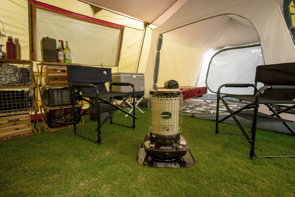 コラボ5周年記念！ キャプテンスタッグ × コロナ 初のツートンカラー