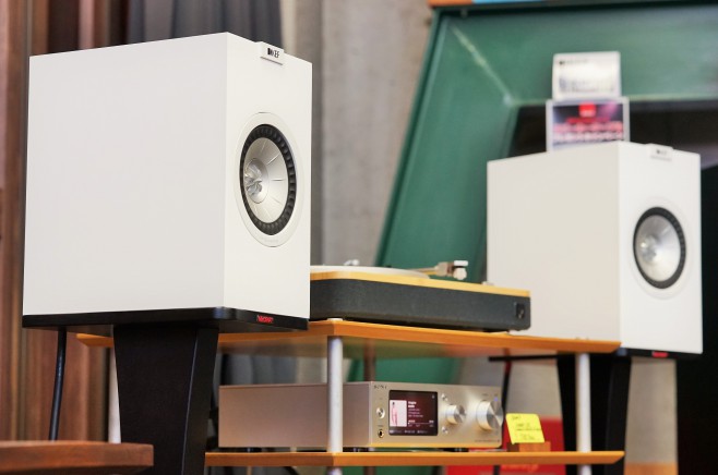 KEF-Q150 展示開始のお知らせ - サウンドテック