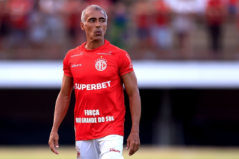 現役復帰した“ブラジルの英雄”58歳のロマーリオが語る…「私が現代