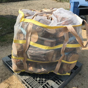 薪の乾燥・運搬用に最適なフレコンバッグ！メッシュ生地で通気性抜群