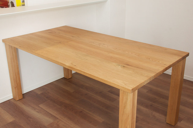 テーブルの4本脚と2本脚の違い【No.1711】 | 無垢材家具で温かい