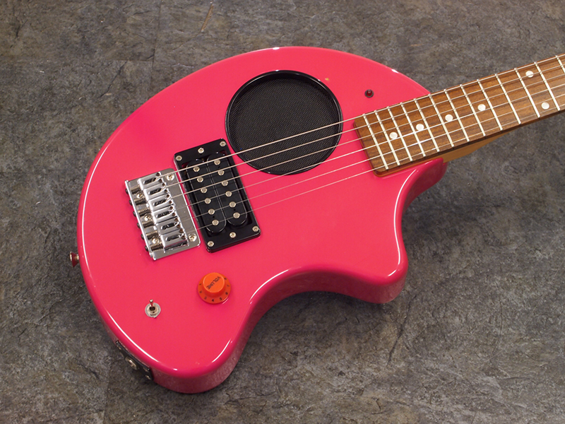 FERNANDES ZO-3 PINK 税込販売価格 ￥13,800- 中古品 人気のアンプ内蔵
