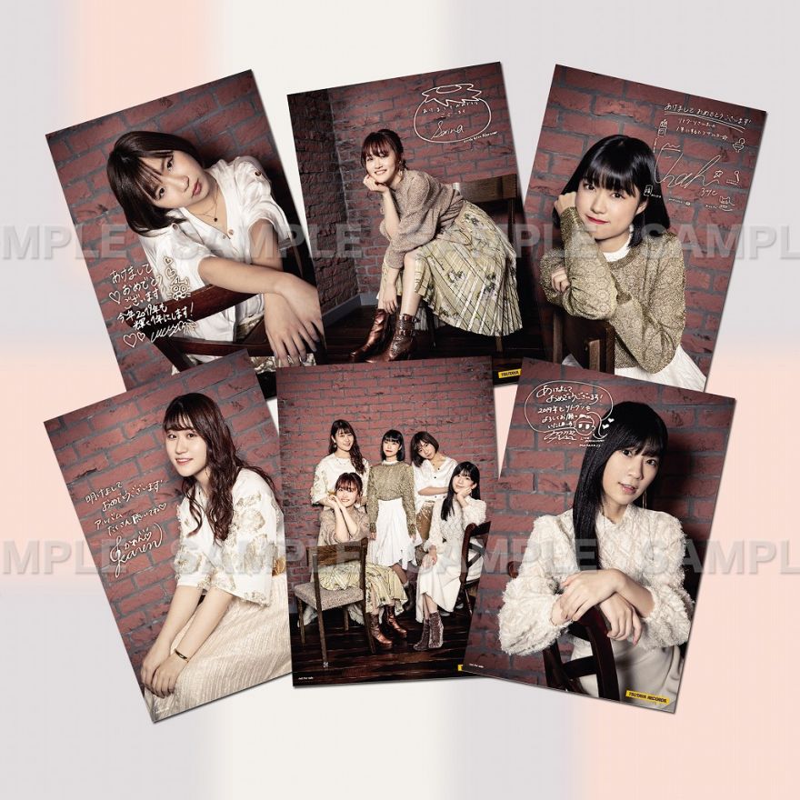 Little Glee Monster×TSUTAYA RECORDSメンバー直筆サイン入り撮り