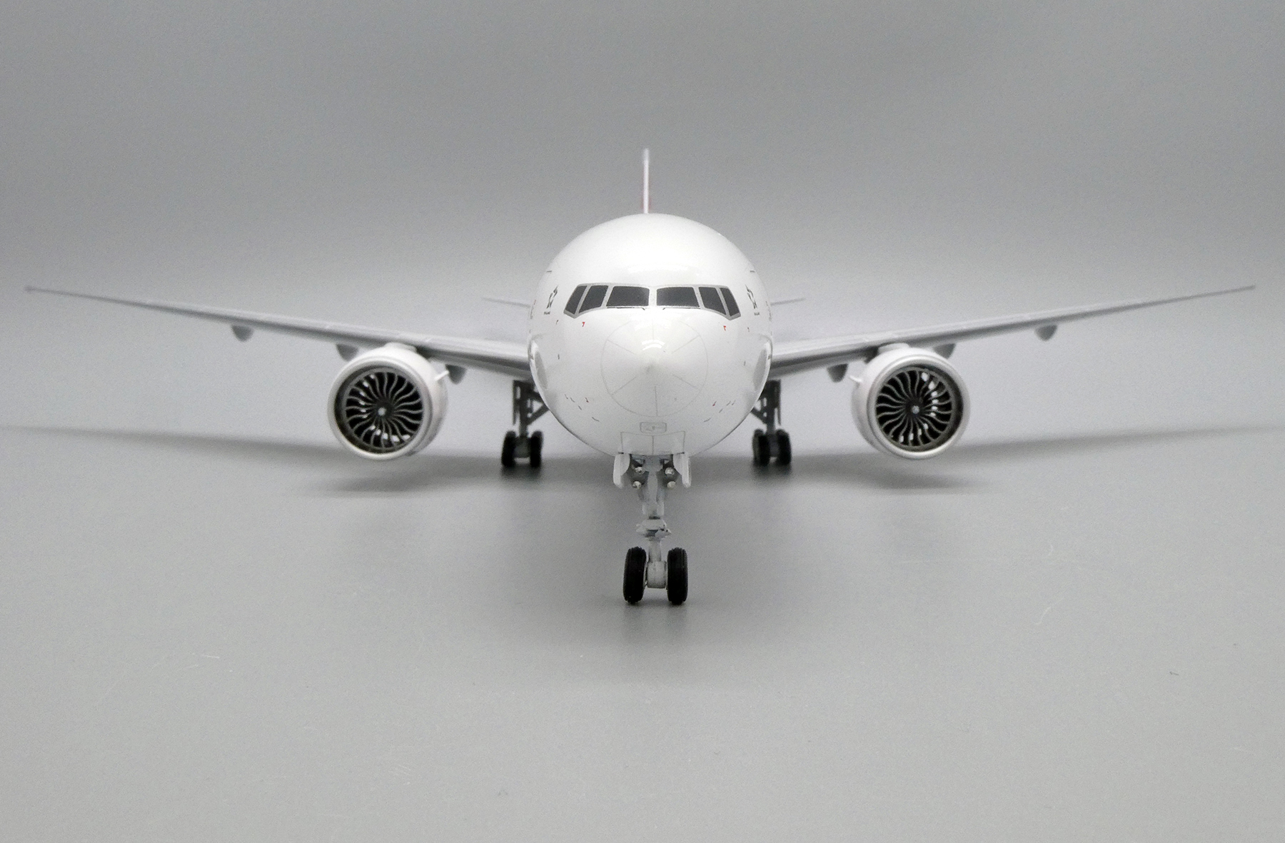 ScaleModelStore.com :: JC Wings 1:200 - XX20038 - Swiss Boeing 777