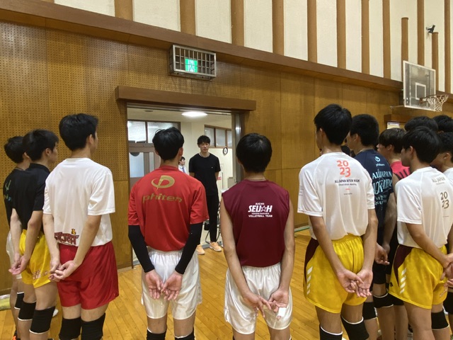 男子バレーボール部】石川祐希選手来校｜星城高等学校 - HP