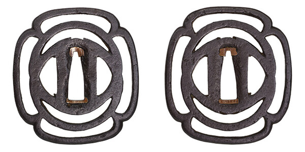 鍔 無銘 尾張 木瓜輪違透鍔(TU-020519)｜刀・日本刀の販売なら日本刀