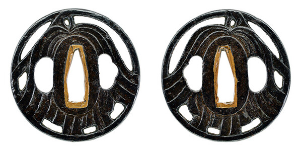 鍔 無銘 柳生 采配透鍔(TU-100219)｜刀・日本刀の販売なら日本刀専門店