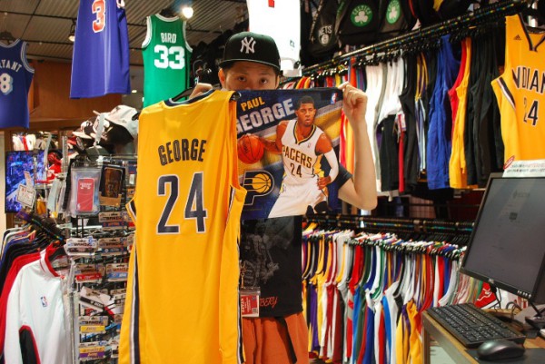 NBA 待望のインディアナ・ペイサーズ ポール・ジョージ＃24