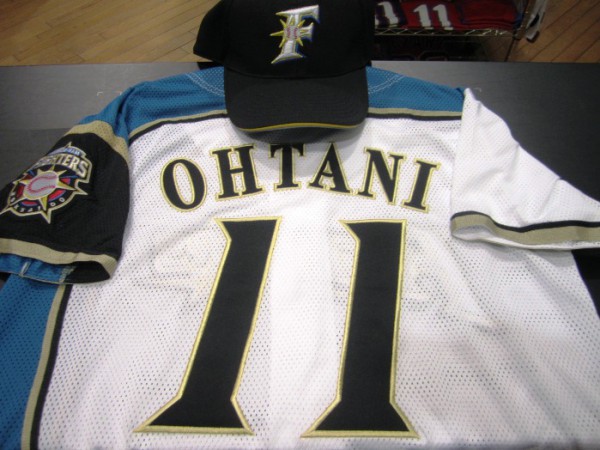 日本ハムファイターズ 大谷選手のレプリカユニフォームが大量再入荷