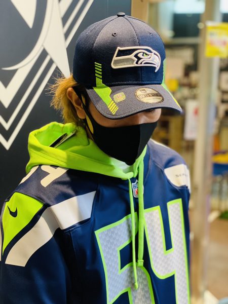 シアトル・シーホークス🏈2021サイドラインキャップでコーデ！ - 新宿