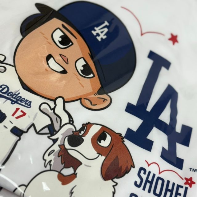 待望の再入荷！ 『#大谷翔平 × デコピン』Tシャツ🐶 ｜ MLB NBA NFL