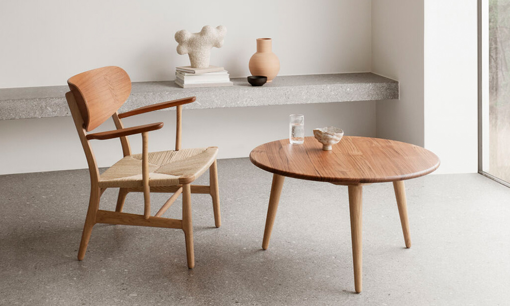 CH22 ラウンジチェア / オーク材 ウォルナット オイル仕上げCarl