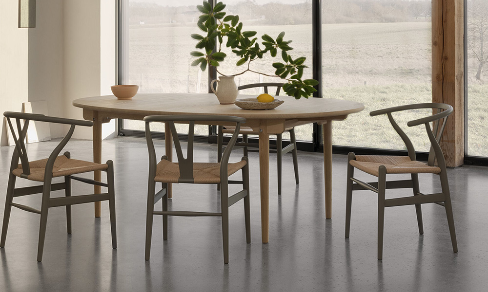 CH337 ダイニングテーブル / オーク材 オイル仕上げCarl Hansen & Son