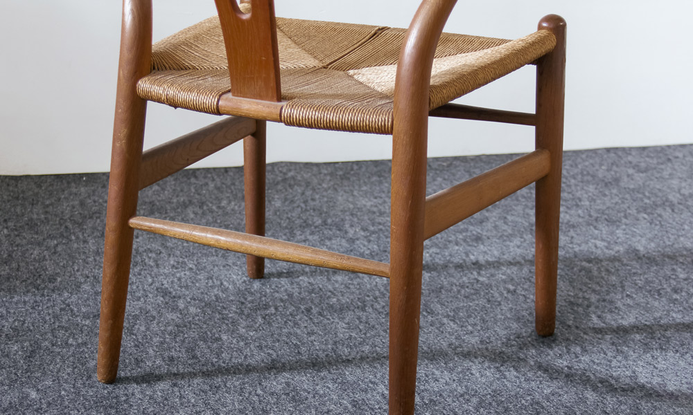 CH24 - Yチェアの経年変化 - SEMPRE ハンス J. ウェグナー 名作チェア