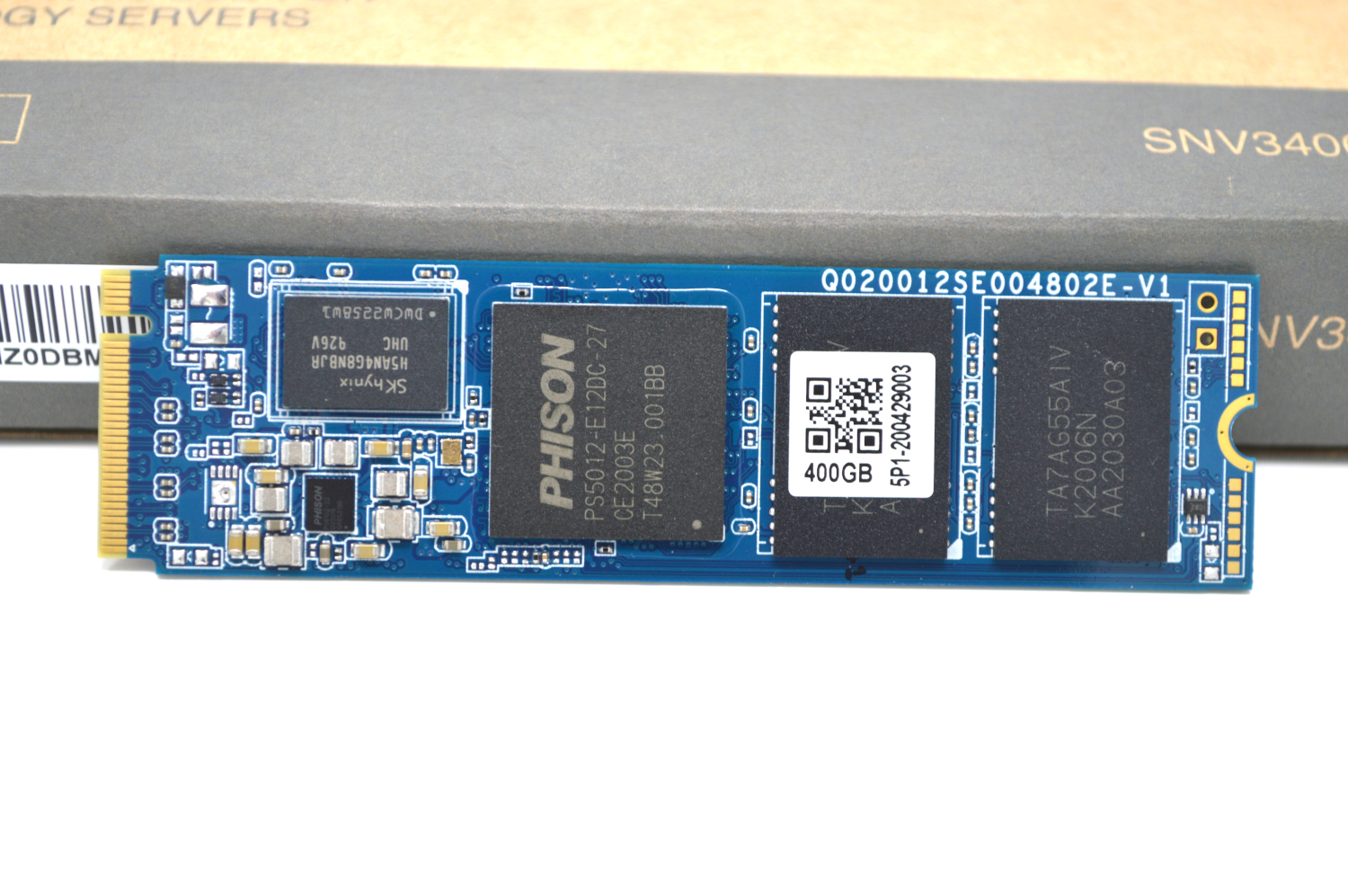 Synology SNV3400-400G Review 400GB NVMe SSD for Cache