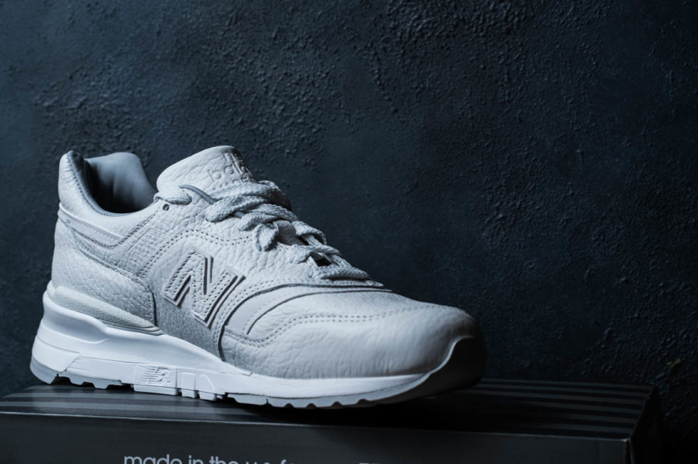 ニューバランスM997レザーモデル｜バイソンレザーに包まれた異質