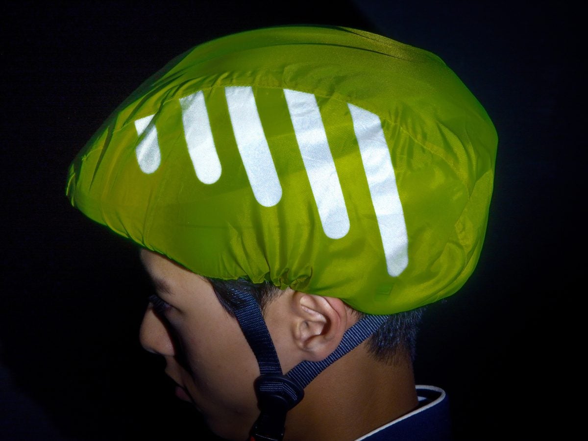 ヘルメットカバー ｜パーツ・用品・自転車商品｜㈱サギサカ