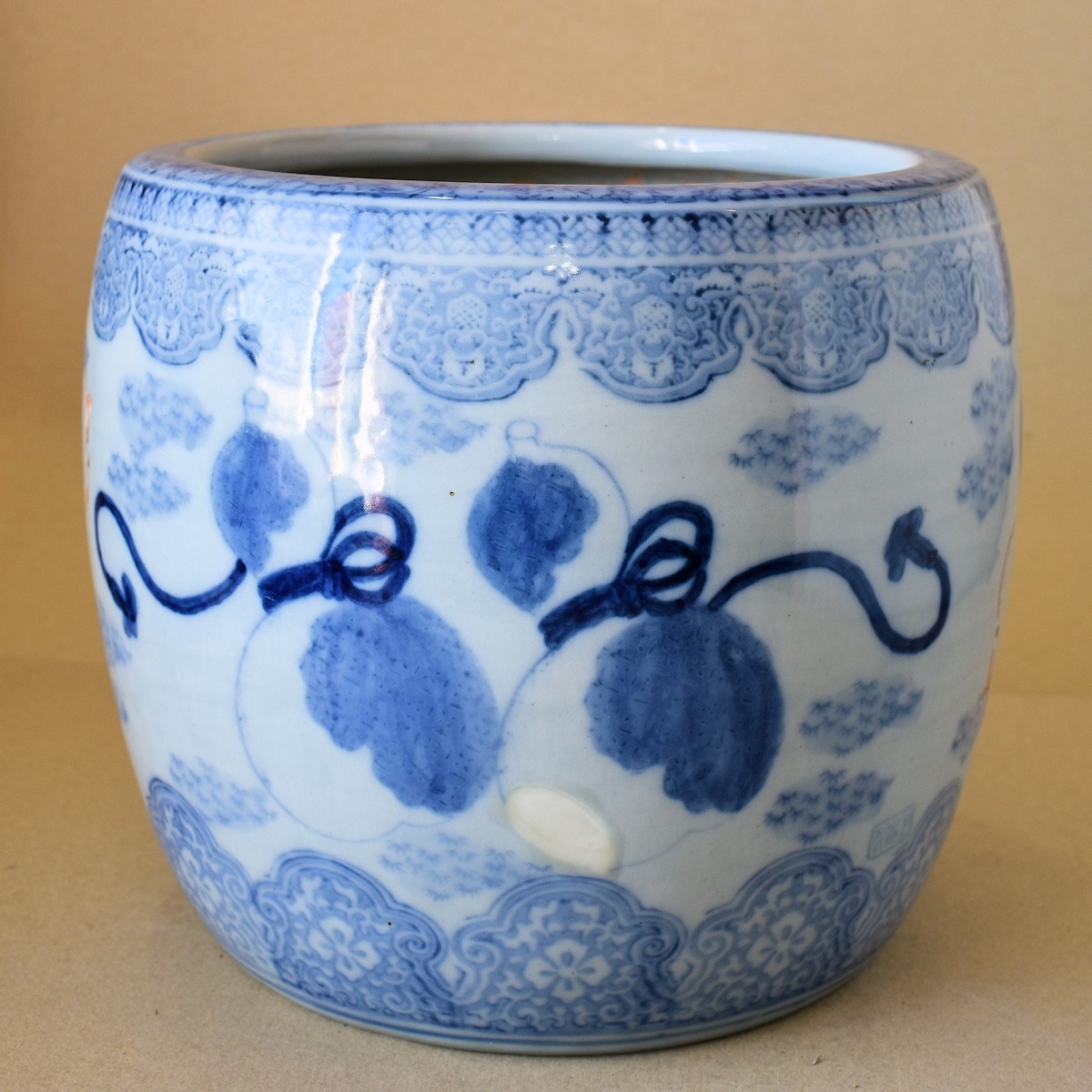 火鉢と炭道具の販売 骨董 斎明堂 / 浮出火鉢