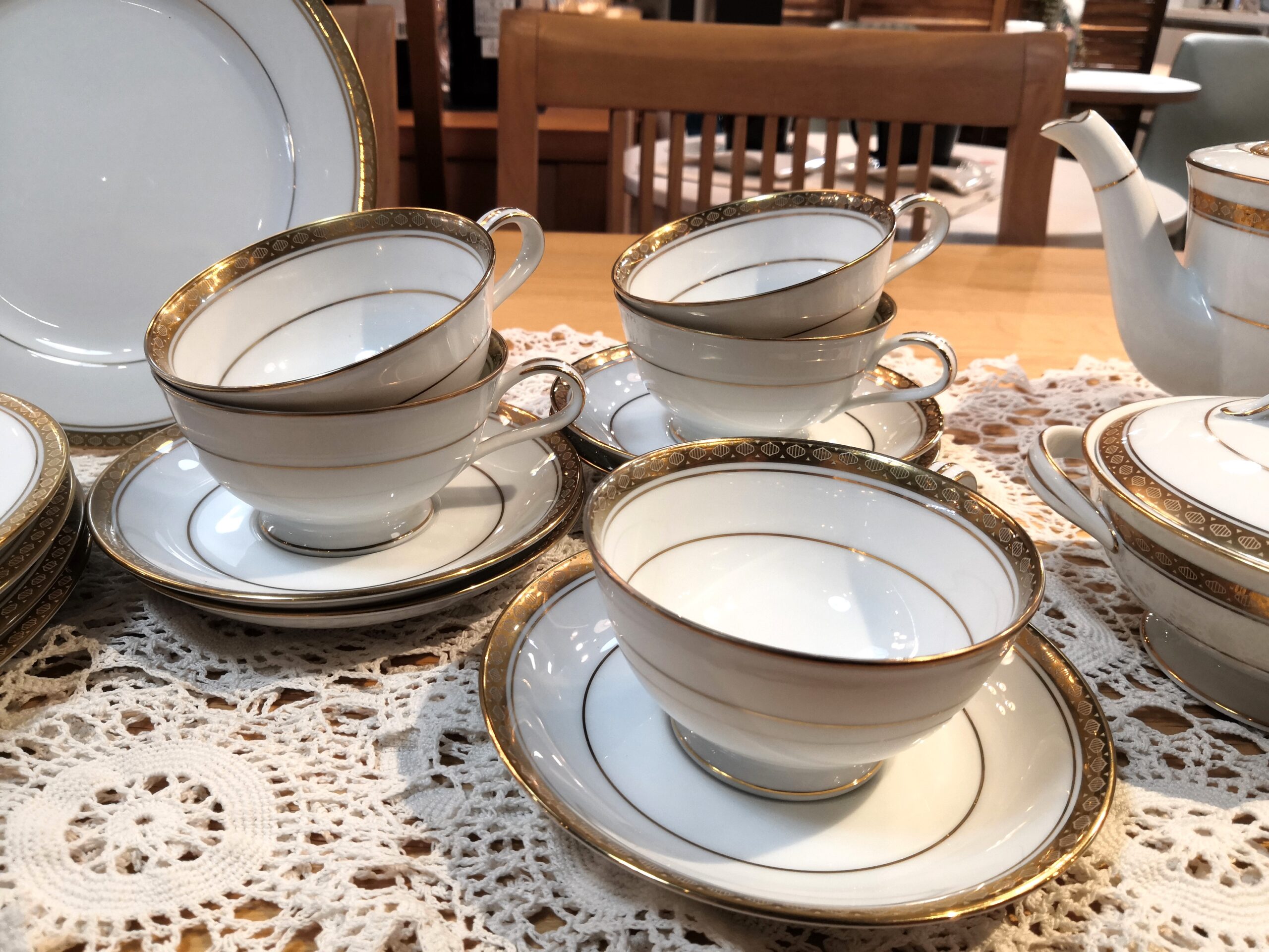 中古品】ノリタケ Noritake リッチモンド 東海銀行100周年記念 白地