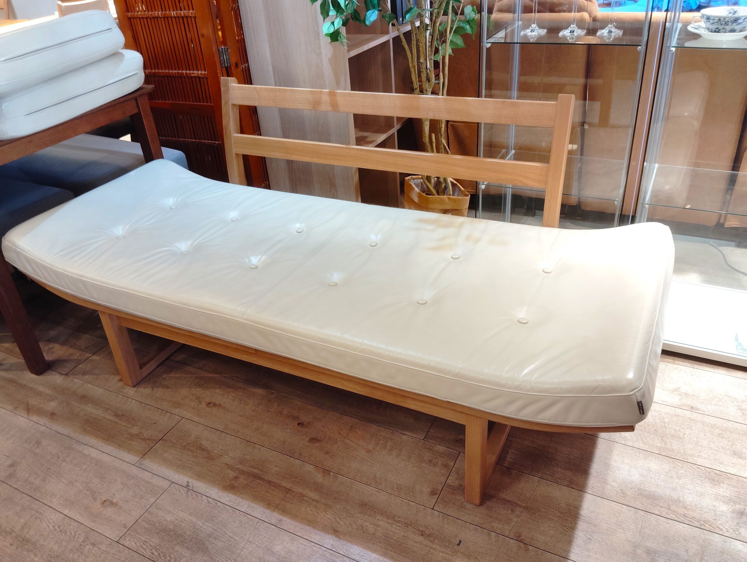 中古品】CONDE HOUSE カンディハウス アルプLD ホワイト系 ベージュ系