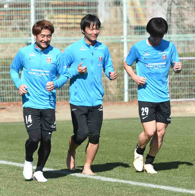 浦和レッズ松崎、成長まっただ中 加入2年目、開幕初出場で反省